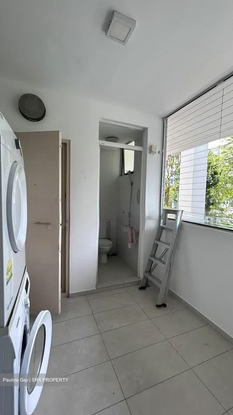 RiverEdge (D15), Condominium #581707071